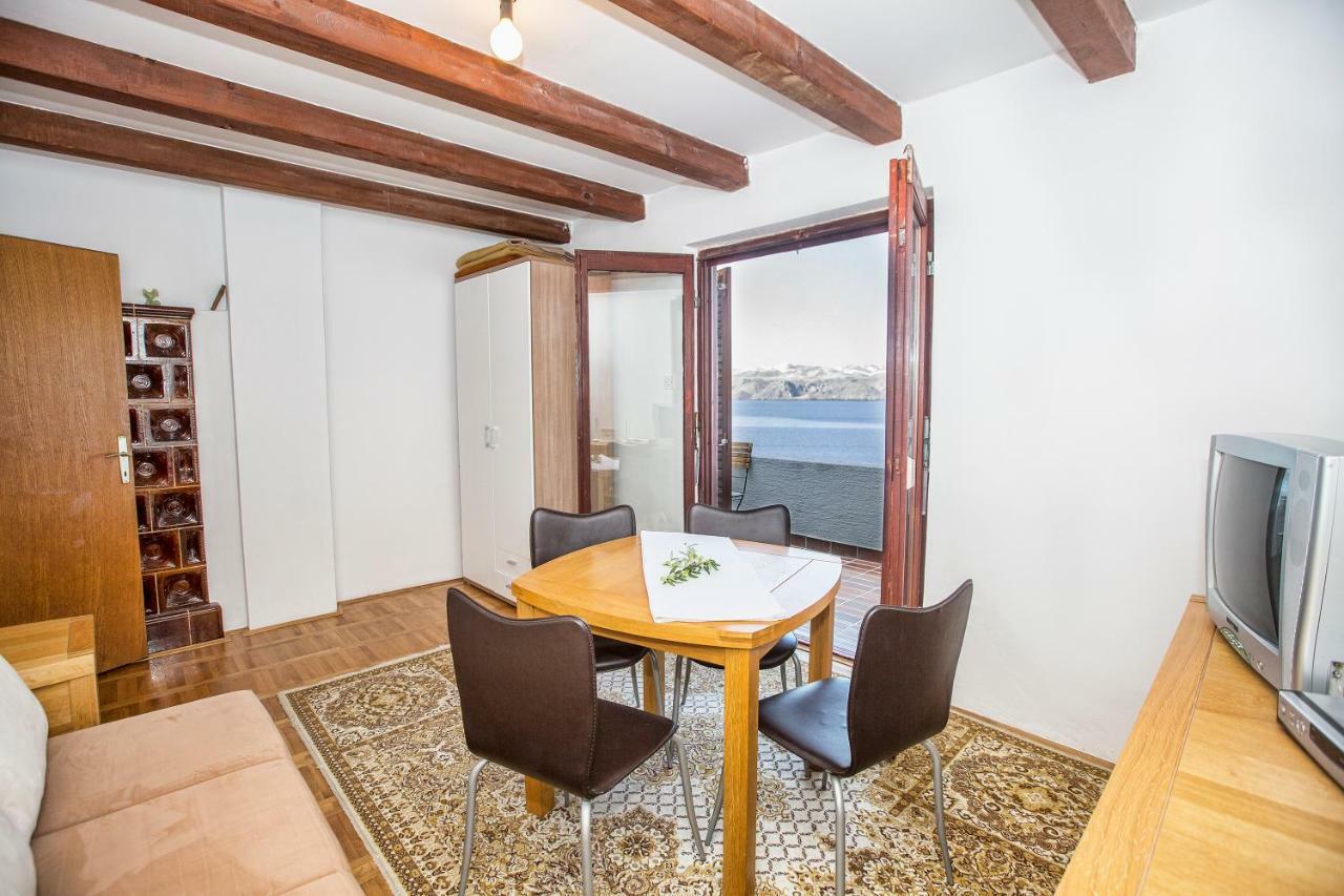 Апартаменты Penthouse Карлобаг Экстерьер фото